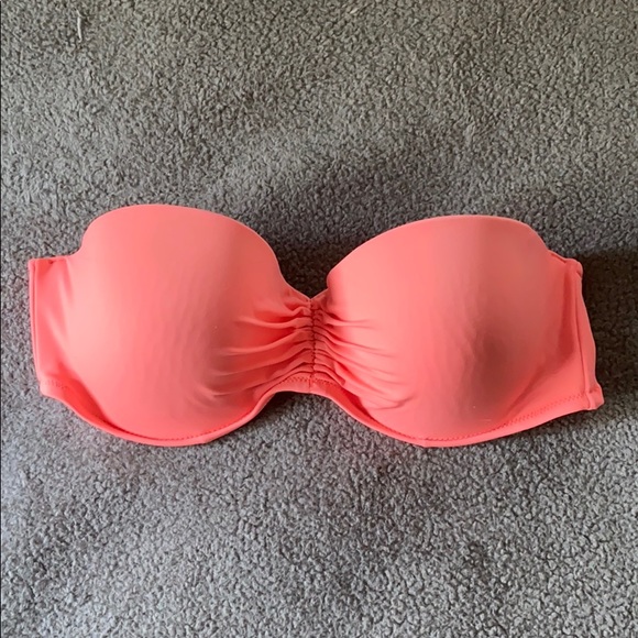 Victoria’s Secret Swim Top - Picture 1 of 2